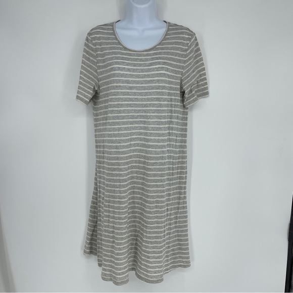 Faherty Dresses & Skirts - Faherty Grey T Shirt Dress lightweight